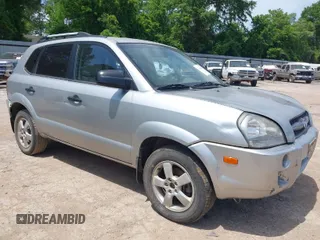 2008 Hyundai Tucson GLS with VIN KM8JM12B28U799342, listed as a IAAI auction lot 42016854 with 214,578 mi miles. Bid and sale history available at carsss.com. Image 1.