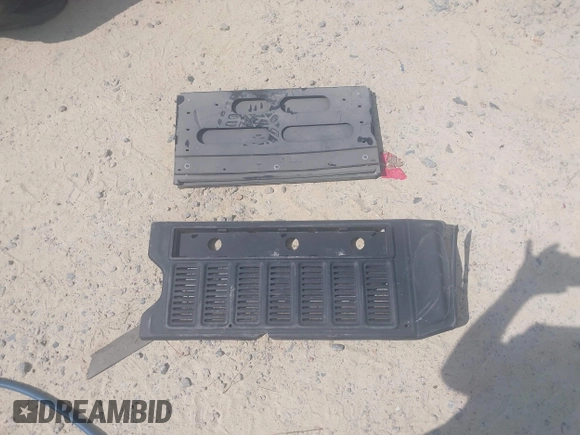2020 Jeep Wrangler Unlimited Sport S с VIN 1C4HJXDG4LW325199, выставлен на аукционе IAAI как лот 42562063 с пробегом 18 350 миль миль и . История ставок и продаж доступна на DreamBid. Изображение 12.