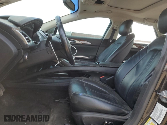 2015 Lincoln MKZ Hybrid with VIN 3LN6L2LU4FR614064, listed as a Copart auction lot 57120445 with 284,613 mi miles and Salvage title. Bid and sale history available at DreamBid. Image 7.