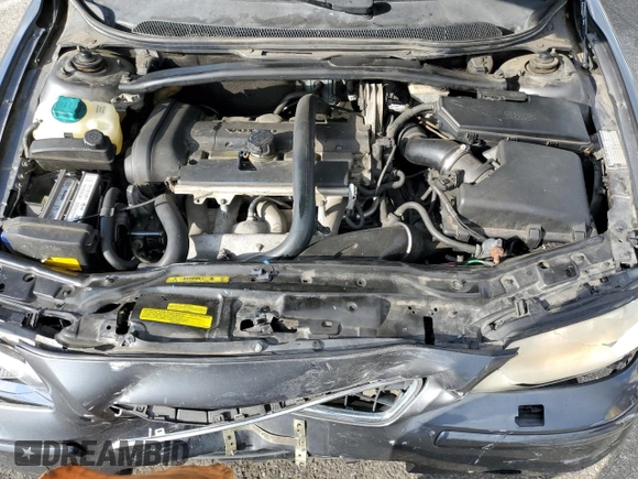 2005 Volvo S60 with VIN YV1RS592352481130, listed as a Copart auction lot 71870684 with 137,803 mi miles and Salvage Title. Bid and sale history available at carsss.com. Image 13.