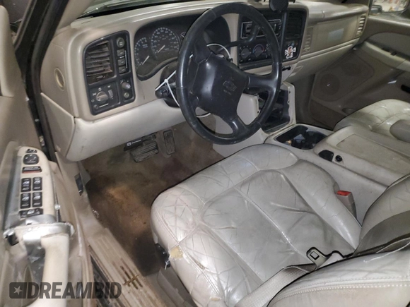 2002 Chevrolet Suburban LS with VIN 3GNFK16Z72G174749, listed as a Copart auction lot 87416144 with 0 mi miles and Non Repairable. Bid and sale history available at carsss.com. Image 8.