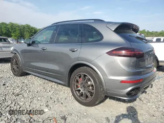 2017 Porsche Cayenne GTS z VIN WP1AD2A22HLA83654, wystawiony jako Copart lot #52196695 z przebiegiem 119 327 mil mil oraz Szkoda całkowita • Salvage title. Historia ofert i sprzedaży dostępna na DreamBid. Obrazek 2.