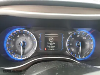 2019 Chrysler Pacifica Touring L with VIN 2C4RC1BG3KR596762, listed as a Copart auction lot 88483565 with 172,730 mi miles and Salvage Title. Bid and sale history available at carsss.com. Image 9.