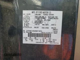 2005 Ford F-150 XLT с VIN 1FTPW14565KE11813, выставлен на аукционе Copart как лот 64522915 с пробегом 226 550 миль миль и Списание • Salvage title. История ставок и продаж доступна на DreamBid. Изображение 12.
