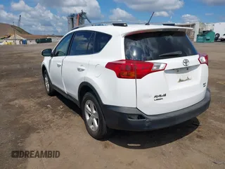2013 Toyota RAV4 XLE with VIN JTMRFREV4D5000543, listed as a IAAI auction lot 42703469 with 231,337 mi miles and . Bid and sale history available at DreamBid. Image 3.