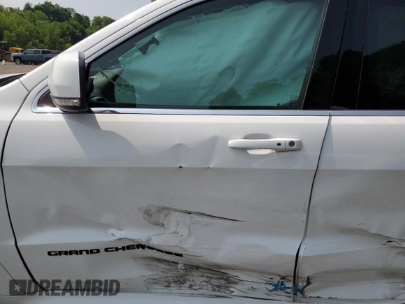 2016 Jeep Grand Cherokee High Altitude z VIN 1C4RJFCG3GC316260, wystawiony jako Copart lot #59605105 z przebiegiem 111 894 mil mil oraz Szkoda całkowita • Salvage title. Historia ofert i sprzedaży dostępna na DreamBid. Obrazek 7.