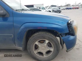 2006 Chevrolet TrailBlazer LS with VIN 1GNET16S166150014, listed as a IAAI auction lot 41699661 with 210,622 mi miles and . Bid and sale history available at DreamBid. Image 21.