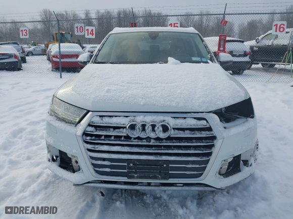 2018 Audi Q7 Premium Plus with VIN WA1LHAF77JD004096, listed as a IAAI auction lot 41376622 with 92,615 mi miles. Bid and sale history available at carsss.com. Image 12.