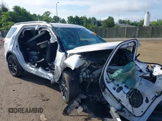 2018 Ford Explorer XLT z VIN 1FM5K7D88JGC23657, wystawiony jako IAAI lot #42387828 z przebiegiem Nie podano mil oraz . Historia ofert i sprzedaży dostępna na DreamBid. Obrazek 1.