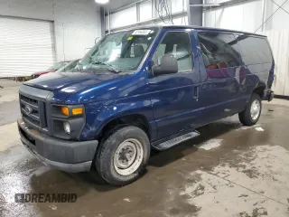 2009 Ford Econoline Passenger XL with VIN 1FMNE11L49DA50746, listed as a Copart auction lot 45168365 with 247,336 mi miles and Salvage Title. Bid and sale history available at carsss.com. Image 1.