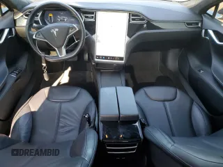 2017 Tesla Model S 100D с VIN 5YJSA1E2XHF185516, выставлен на аукционе Copart как лот 61816135 с пробегом 132 267 миль миль и Списание • Salvage title. История ставок и продаж доступна на DreamBid. Изображение 8.