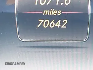 2020 Mercedes-Benz E 350 с VIN WDDZF8EB1LA721611, выставлен на аукционе IAAI как лот 42242033 с пробегом 70 642 миль миль и . История ставок и продаж доступна на DreamBid. Изображение 15.