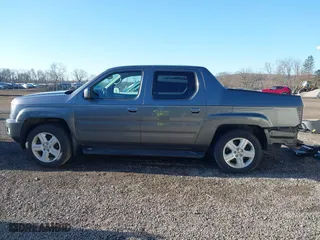 2013 Honda Ridgeline RTL with VIN 5FPYK1F55DB004842, listed as a IAAI auction lot 41843327 with 178,997 mi miles. Bid and sale history available at carsss.com. Image 15.