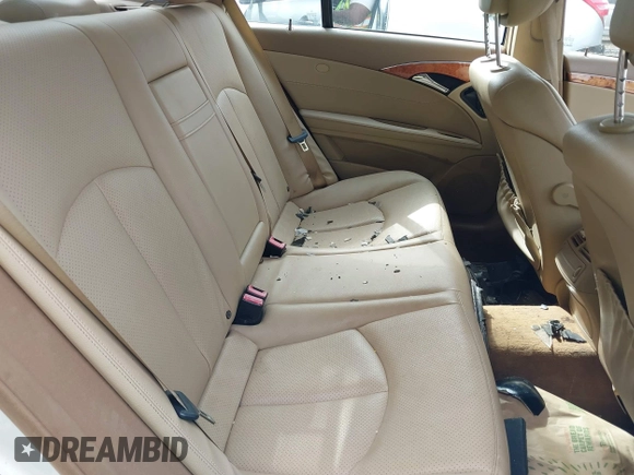 2007 Mercedes-Benz E-Class 3.5L with VIN WDBUF87X47X219898, listed as a IAAI auction lot 40488140 with Not Provided miles. Bid and sale history available at carsss.com. Image 8.
