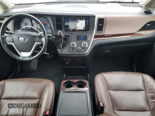 2017 Toyota Sienna XLE z VIN 5TDDZ3DC7HS166182, wystawiony jako Copart lot #61437105 z przebiegiem 101 491 mil mil oraz Szkoda całkowita • Salvage title. Historia ofert i sprzedaży dostępna na DreamBid. Obrazek 8.