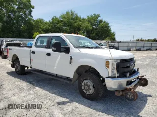 2018 Ford F-350 Platinum with VIN 1FT7W3B65JEC21002, listed as a Copart auction lot 57288995 with 157,662 mi miles and Salvage title. Bid and sale history available at DreamBid. Image 4.