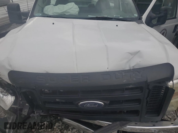 2008 Ford F-350 XL with VIN 1FDSF34598EA95957, listed as a Copart auction lot 71172104 with Not Provided miles and Salvage Title. Bid and sale history available at DreamBid. Image 11.