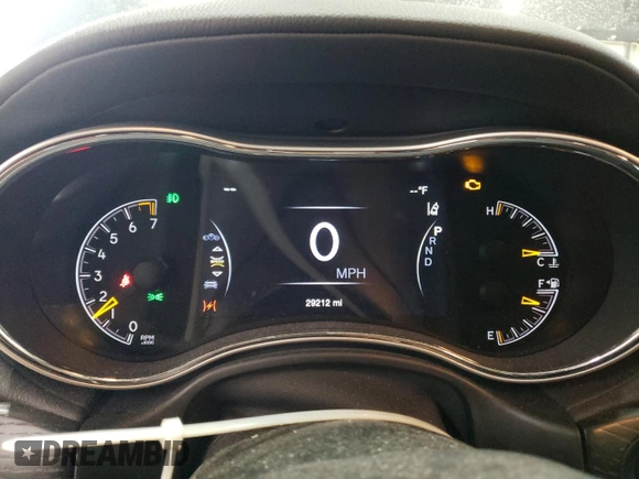 2019 Jeep Grand Cherokee Summit with VIN 1C4RJFJG9KC841268, listed as a Copart auction lot 81708494 with 29,212 mi miles and Salvage title. Bid and sale history available at DreamBid. Image 9.