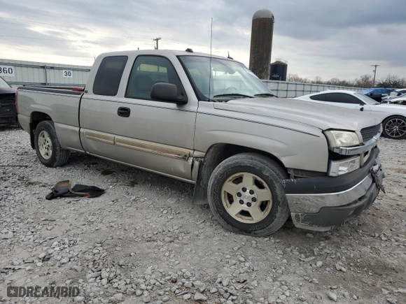 2005 Chevrolet Silverado 1500 LT with VIN 2GCEC19TX51315044, listed as a Copart auction lot 43703545 with 306,084 mi miles and Salvage Title. Bid and sale history available at carsss.com. Image 4.