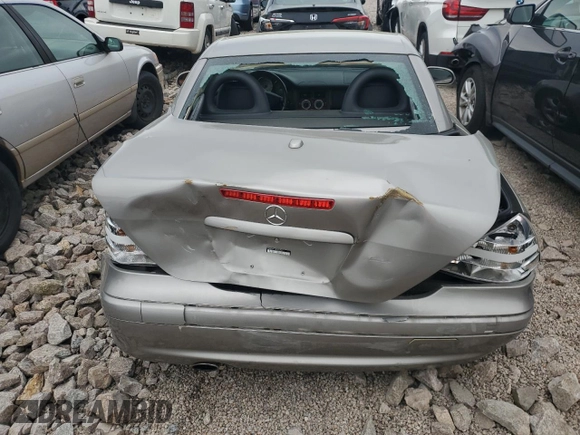 2003 Mercedes-Benz SLK 320 with VIN WDBKK65F33F286090, listed as a Copart auction lot 54711385 with 82,300 mi miles and Salvage title. Bid and sale history available at DreamBid. Image 6.