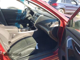 2014 Nissan Altima SL with VIN 1N4AL3AP0EC425254, listed as a IAAI auction lot 41480306 with 207,590 mi miles and . Bid and sale history available at DreamBid. Image 5.