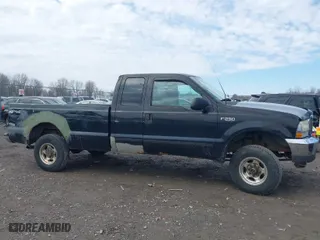 2003 Ford Super Duty F-250 XL with VIN 1FTNX21L13ED47852, listed as a IAAI auction lot 41973504 with 241,485 mi miles. Bid and sale history available at carsss.com. Image 13.