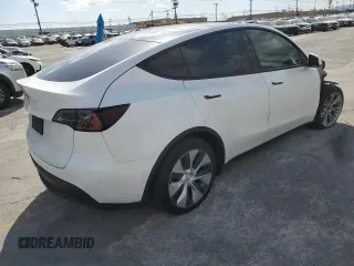 2022 Tesla Model Y Long Range z VIN 7SAYGDEE9NF434908, wystawiony jako Copart lot #56733235 z przebiegiem 38 178 mil mil oraz Szkoda całkowita • Salvage title. Historia ofert i sprzedaży dostępna na DreamBid. Obrazek 3.
