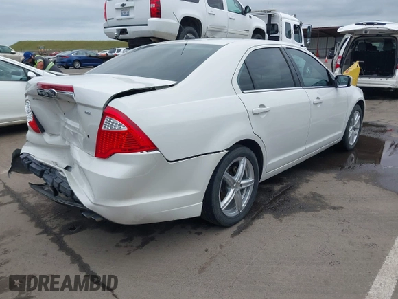 2012 Ford Fusion SEL with VIN 3FAHP0JA1CR116890, listed as a IAAI auction lot 42052907 with 190,266 mi miles. Bid and sale history available at carsss.com. Image 4.