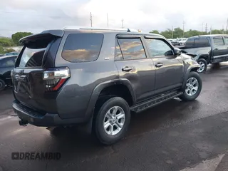 2018 Toyota 4Runner SR5 z VIN JTEZU5JR4J5184719, wystawiony jako IAAI lot #41689185 z przebiegiem 97 501 mil mil oraz . Historia ofert i sprzedaży dostępna na DreamBid. Obrazek 4.
