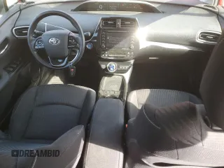 2021 Toyota Prius LE z VIN JTDKAMFP2M3182323, wystawiony jako Copart lot #54396715 z przebiegiem 68 525 mil mil oraz Szkoda całkowita • Salvage title. Historia ofert i sprzedaży dostępna na DreamBid. Obrazek 8.