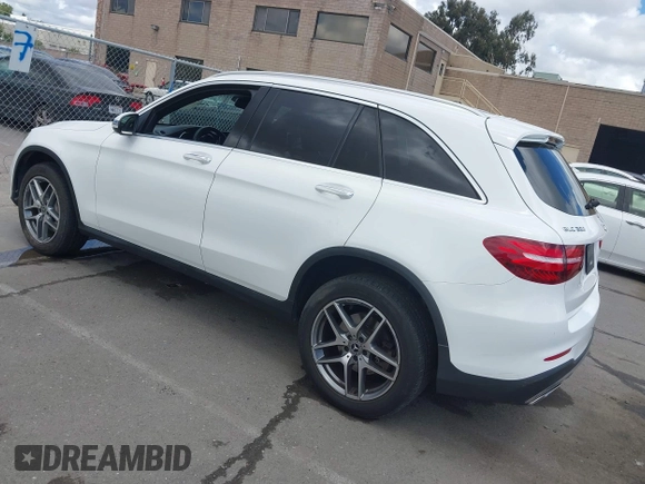 2018 Mercedes-Benz GLC 300 with VIN WDC0G4JB6JV112710, listed as a IAAI auction lot 42253994 with 82,430 mi miles and . Bid and sale history available at DreamBid. Image 3.