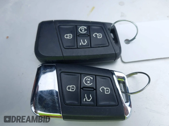 2022 Volkswagen Atlas SE z VIN 1V2KC2CA9NC216742, wystawiony jako IAAI lot #42406428 z przebiegiem 34 598 mil mil oraz . Historia ofert i sprzedaży dostępna na DreamBid. Obrazek 11.