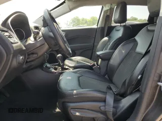 2019 Jeep Compass Altitude with VIN 3C4NJDBB0KT683557, listed as a Copart auction lot 59211055 with 102,648 mi miles and Salvage title. Bid and sale history available at DreamBid. Image 7.