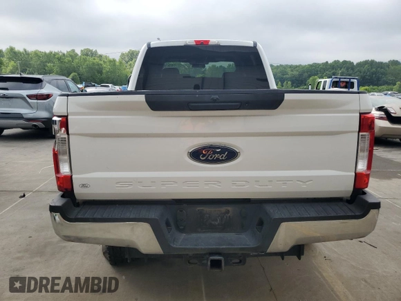 2019 Ford F-250 XL with VIN 1FT7W2BT9KED08872, listed as a Copart auction lot 64000735 with 89,099 mi miles and Salvage title. Bid and sale history available at DreamBid. Image 6.