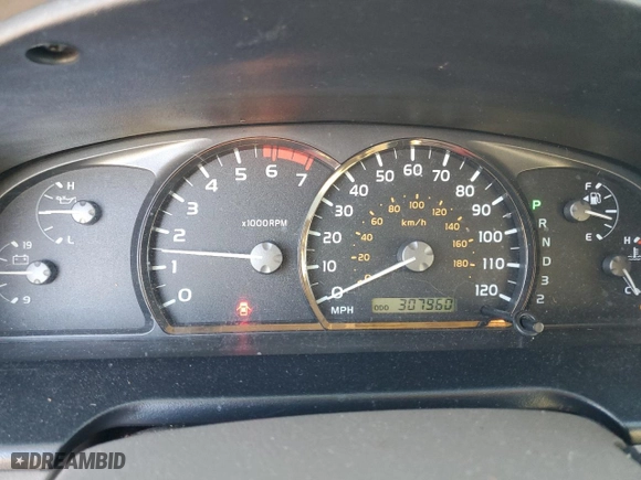 2006 Toyota Sequoia SR5 with VIN 5TDZT34A36S283129, listed as a Copart auction lot 86210744 with 307,960 mi miles and Salvage Title. Bid and sale history available at carsss.com. Image 9.