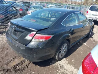 2010 Mazda Mazda6 i Touring Plus with VIN 1YVHZ8CH7A5M03030, listed as a IAAI auction lot 41831630 with 999,999 mi miles. Bid and sale history available at carsss.com. Image 4.