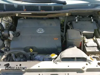 2014 Toyota Sienna XLE z VIN 5TDYK3DC4ES442982, wystawiony jako IAAI lot #43345050 z przebiegiem 199 200 mil mil oraz . Historia ofert i sprzedaży dostępna na DreamBid. Obrazek 20.