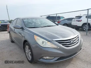 2013 Hyundai Sonata GLS z VIN 5NPEB4AC6DH513018, wystawiony jako IAAI lot #42068966 z przebiegiem 216 086 mil mil oraz . Historia ofert i sprzedaży dostępna na DreamBid. Obrazek 1.