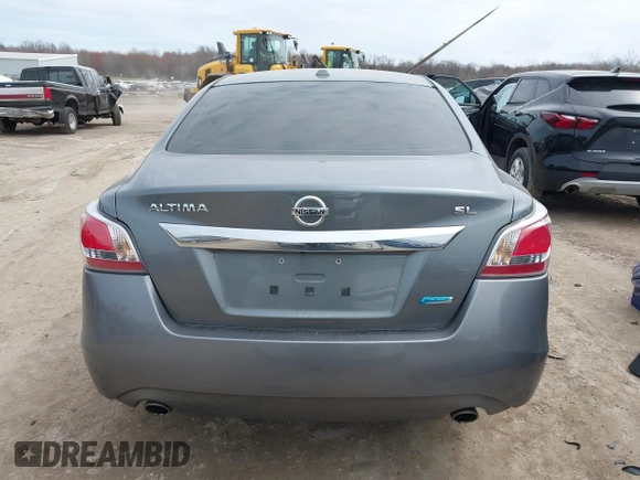 2014 Nissan Altima 2.5 with VIN 1N4AL3AP7EC127025, listed as a IAAI auction lot 41993195 with 110,290 mi miles. Bid and sale history available at carsss.com. Image 17.