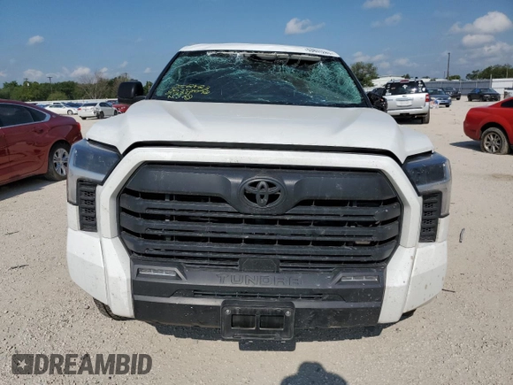 2022 Toyota Tundra 2WD SR5 with VIN 5TFLA5AB3NX011564, listed as a Copart auction lot 53831283 with 21,297 mi miles. Bid and sale history available at carsss.com. Image 5.
