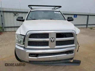 2018 Ram 2500 Tradesman with VIN 3C6UR5HJ2JG279165, listed as a Copart auction lot 49601845 with 157,129 mi miles and Salvage title. Bid and sale history available at DreamBid. Image 5.