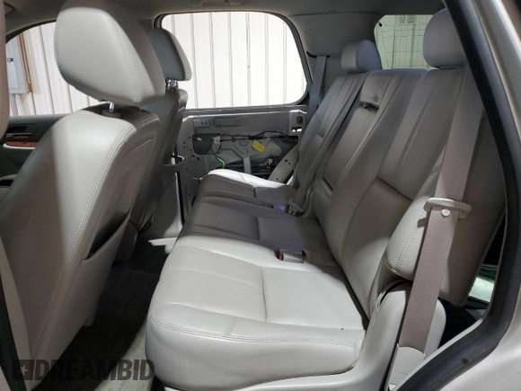 2009 Chevrolet Tahoe 2LT z VIN 1GNFK23099R224458, wystawiony jako Copart lot #59935215 z przebiegiem 229 549 mil mil oraz Szkoda całkowita • Salvage title. Historia ofert i sprzedaży dostępna na DreamBid. Obrazek 11.