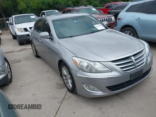 2013 Hyundai Genesis 3.8L with VIN KMHGC4DD1DU245412, listed as a IAAI auction lot 42133286 with 184,151 mi miles and . Bid and sale history available at DreamBid. Image 1.