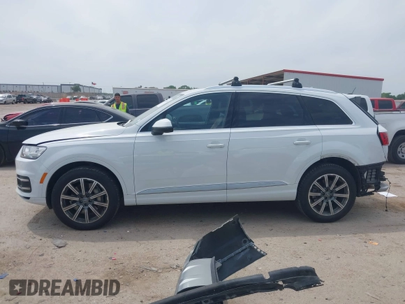 2017 Audi Q7 Premium Plus z VIN WA1LAAF77HD031992, wystawiony jako IAAI lot #42058343 z przebiegiem 99 827 mil mil oraz . Historia ofert i sprzedaży dostępna na DreamBid. Obrazek 15.