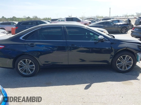 2017 Toyota Camry XLE z VIN 4T1BF1FK2HU396003, wystawiony jako IAAI lot #41792825 z przebiegiem 102 921 mil mil oraz . Historia ofert i sprzedaży dostępna na DreamBid. Obrazek 13.