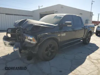 2015 Ram 1500 Big Horn z VIN 1C6RR6LT6FS675426, wystawiony jako Copart lot #71738003 z przebiegiem 84 662 mil mil oraz Szkoda całkowita • Salvage title. Historia ofert i sprzedaży dostępna na DreamBid. Obrazek 1.
