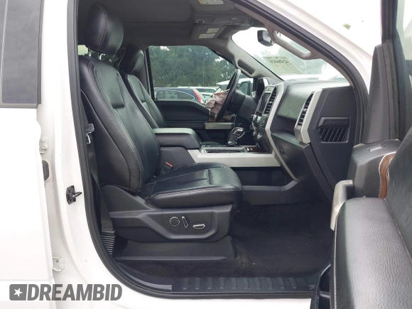 2018 Ford F-150 XL z VIN 1FTEW1EG1JKC32919, wystawiony jako IAAI lot #42486820 z przebiegiem 166 382 mil mil oraz . Historia ofert i sprzedaży dostępna na DreamBid. Obrazek 5.