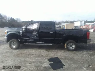 2017 Ford Super Duty F-250 SRW Lariat with VIN 1FT7W2BT4HEC54583, listed as a IAAI auction lot 41419192 with 125,863 mi miles. Bid and sale history available at carsss.com. Image 14.
