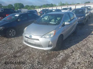 2014 Toyota Prius One z VIN JTDKDTB31E1563677, wystawiony jako IAAI lot #42134898 z przebiegiem 233 201 mil mil oraz . Historia ofert i sprzedaży dostępna na DreamBid. Obrazek 18.