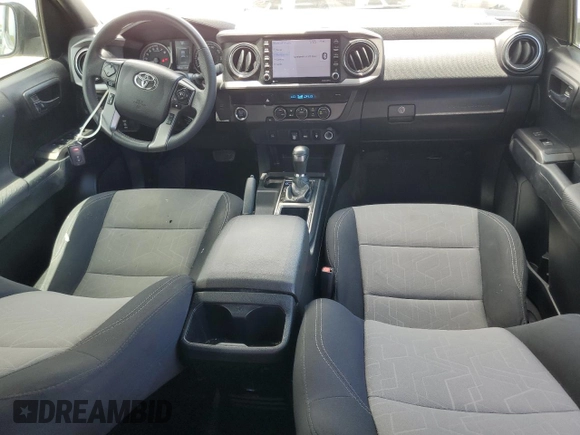 2021 Toyota Tacoma SR5 с VIN 5TFAZ5CN3MX104638, выставлен на аукционе Copart как лот 63482775 с пробегом 71 139 миль миль и Чистый • Clean title. История ставок и продаж доступна на DreamBid. Изображение 8.